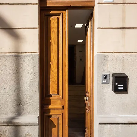 Deledda Casa de hóspedes 3*